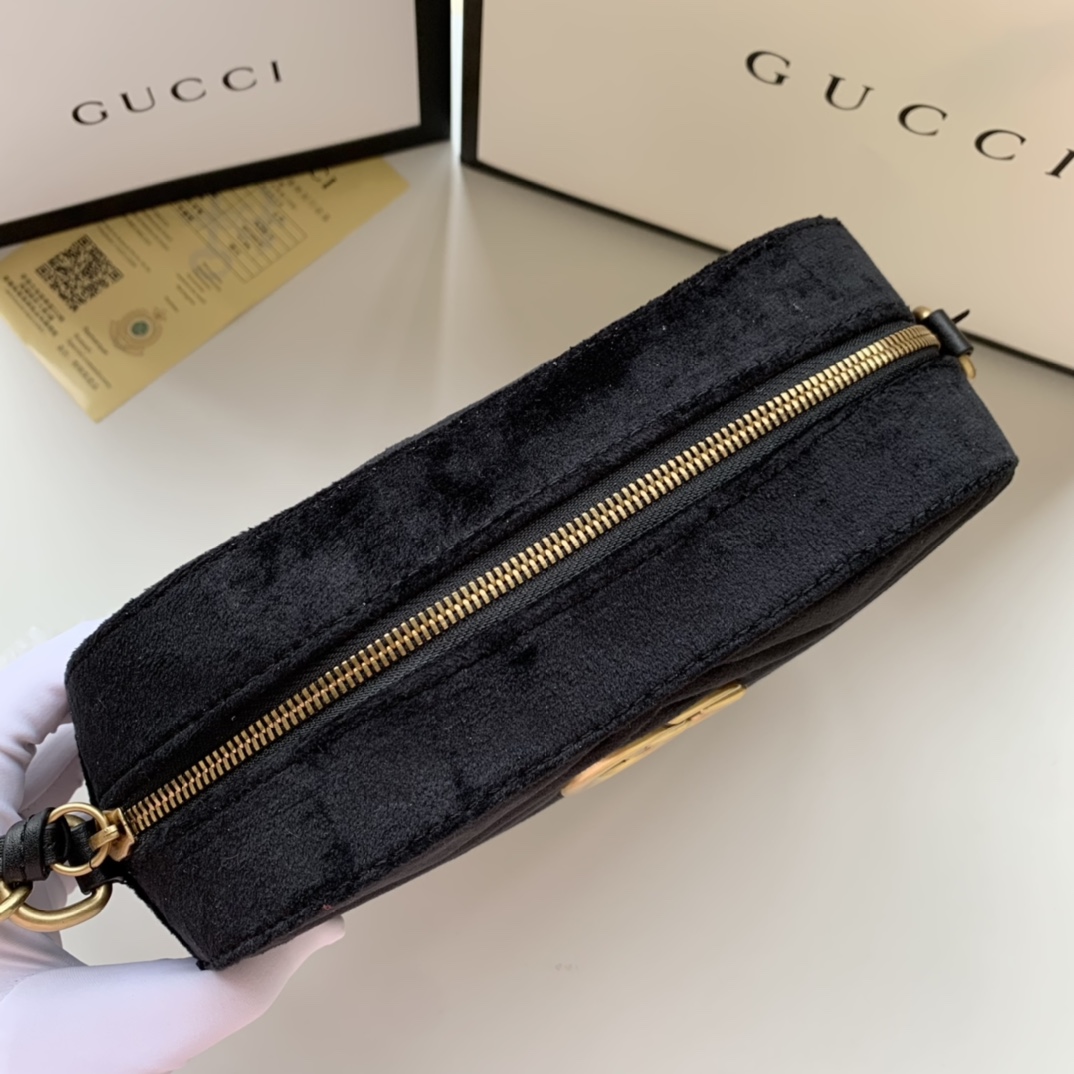 Gucci Satchel Bags